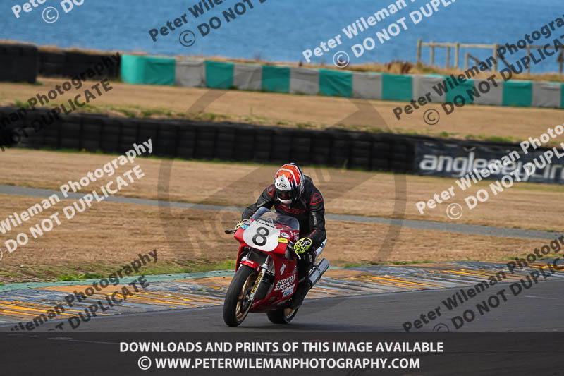 anglesey no limits trackday;anglesey photographs;anglesey trackday photographs;enduro digital images;event digital images;eventdigitalimages;no limits trackdays;peter wileman photography;racing digital images;trac mon;trackday digital images;trackday photos;ty croes